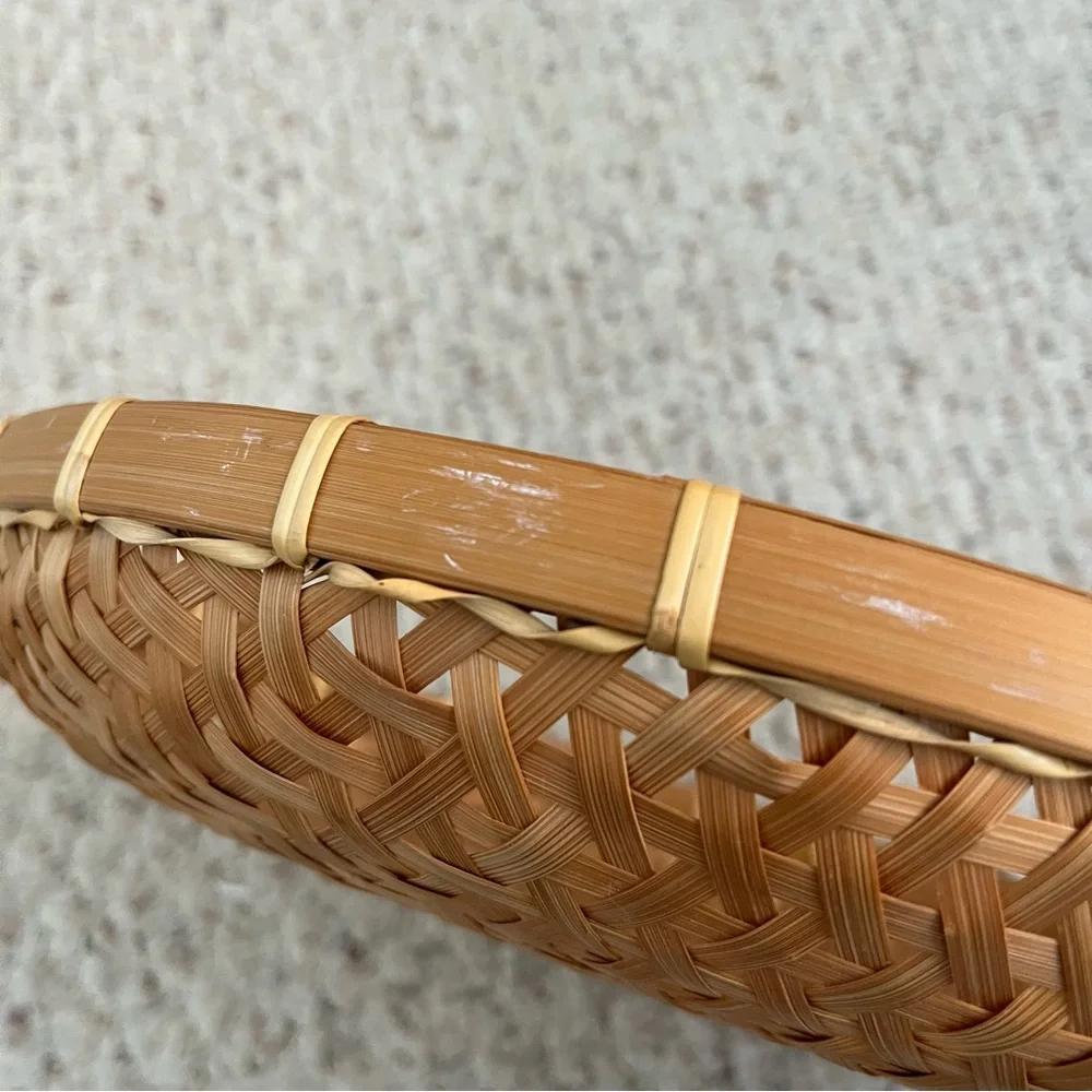 Vintage‎ Bamboo Basket oval-shaped fruit basket 12x9.5”